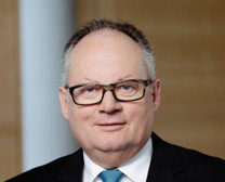 Portrait ÖR Dr. Christian Konrad ehemaliger Generalanwalt